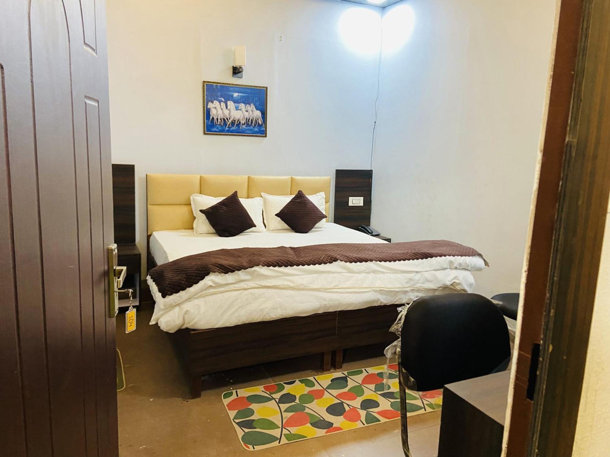 Dharohar Homestay By Yatrimap ริชิเคช ภายนอก รูปภาพ